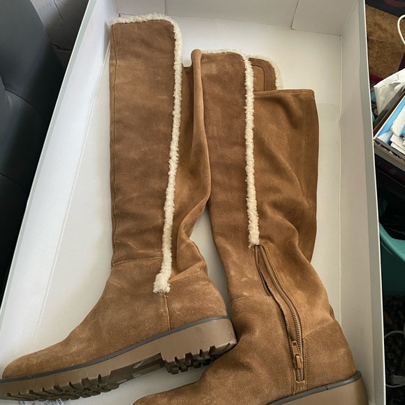 Boots 👢 - Picture 11 of 16